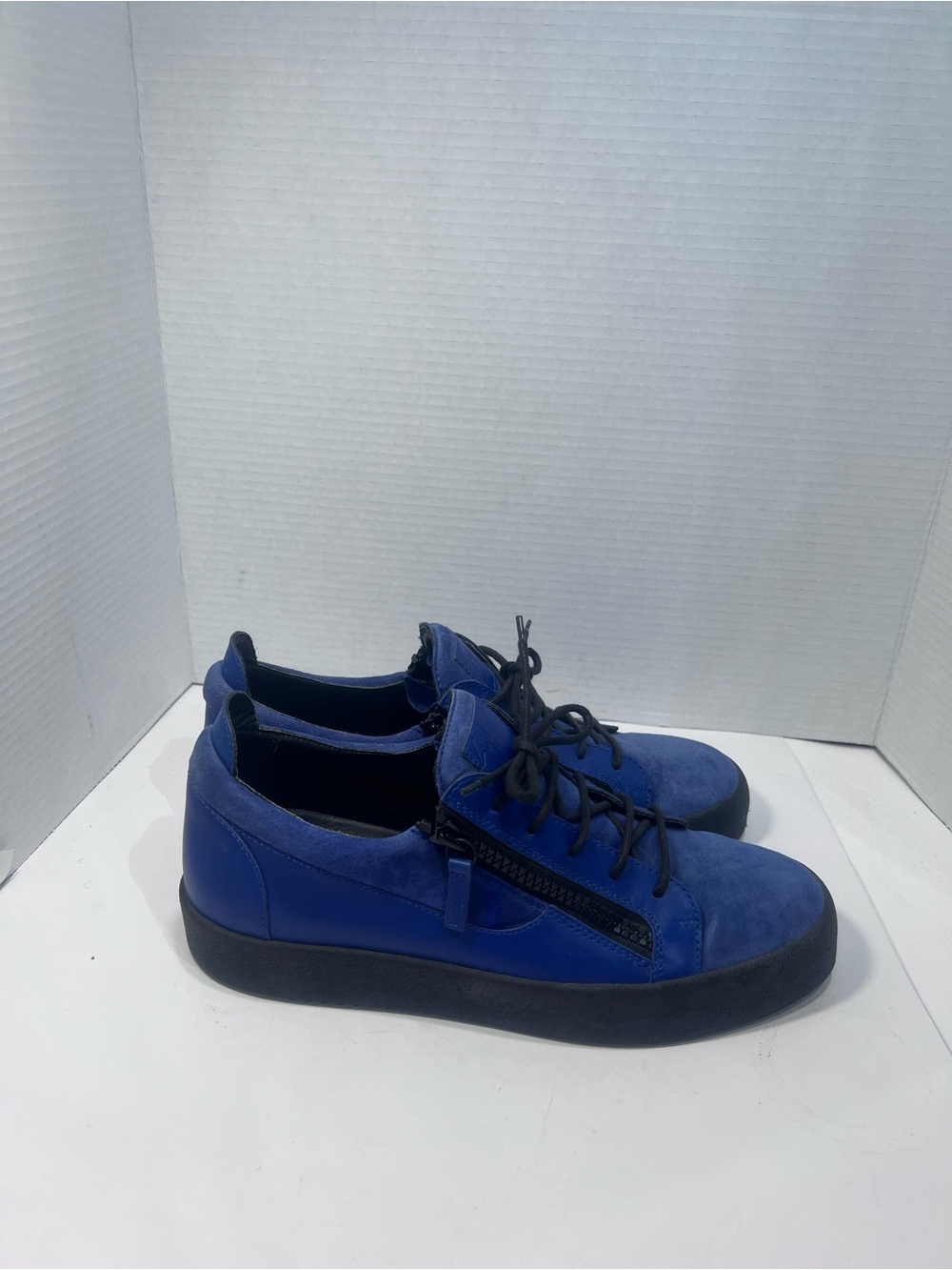 Giuseppe Zanotti Men's Royal Blue Low-Top Sneakers